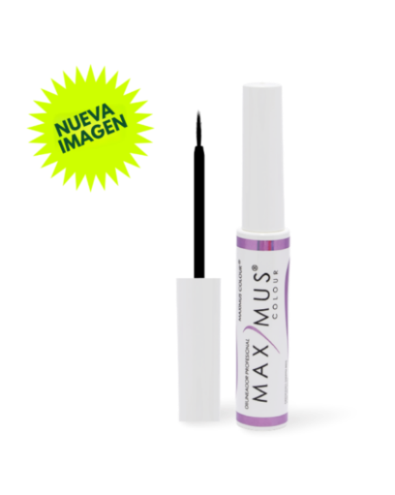 Delineador liquido indeleble con Vitamina E